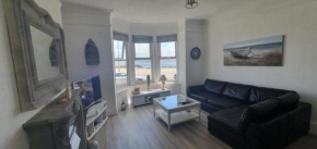 2 Harbour Views